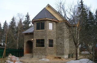 Строительство домов из опилкобетона в Набережных Челнах под ключ