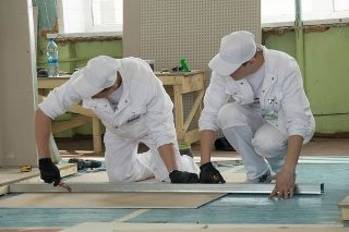 Ремонт зала 16 кв. в Набережных Челнах под ключ