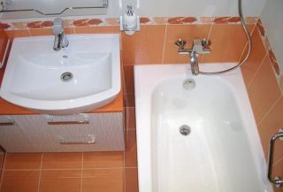 Фото процесса ремонта ванны под ключ с материалами