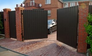 Распашные ворота для дачи в Набережных Челнах