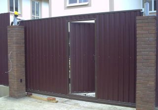 Откатные ворота с калиткой в Набережных Челнах